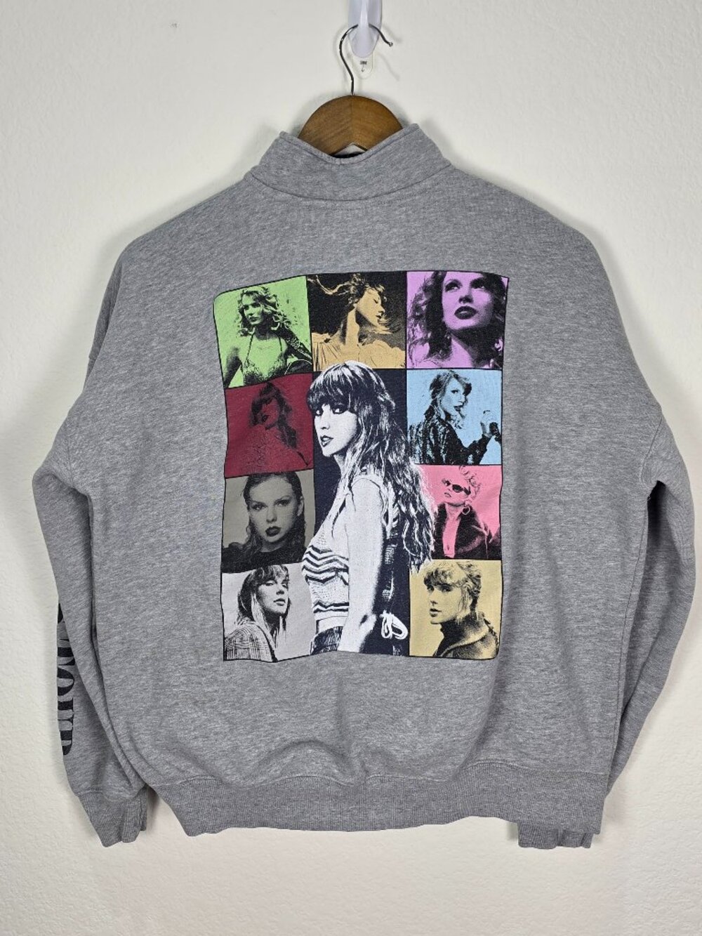 Taylor Swift The Eras Tour Grey Quarter Zip Pullover Sweatshirt Size S Oversized